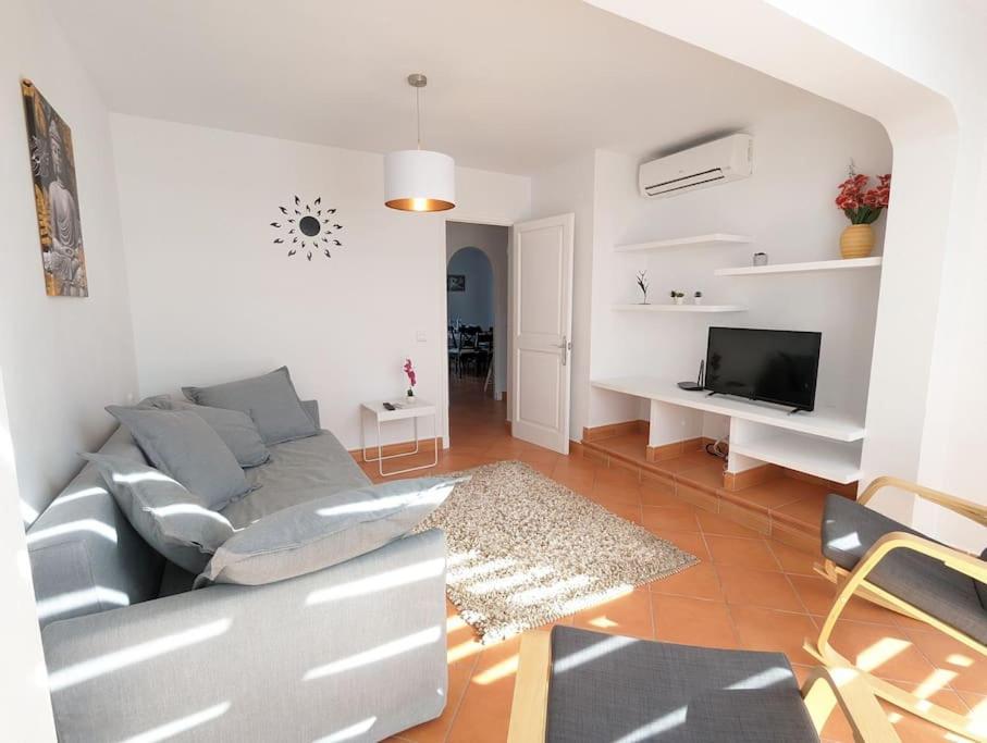 Bella Brisa, Port D'Addaia Apartment Luaran gambar